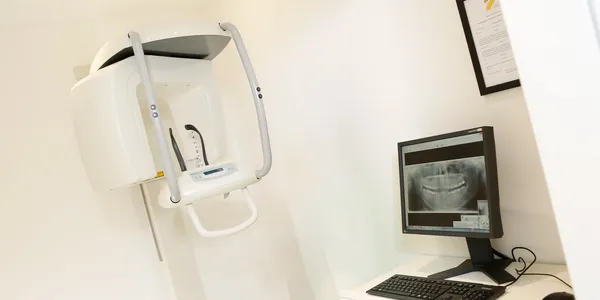 Dr. Med. Dent. Bölter - Ihre Zahnarztpraxis in Rostock